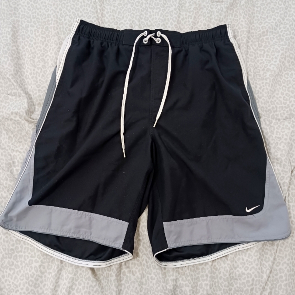 Men's Nike swin trunks